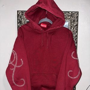 Supreme red hoodie size men’s medium